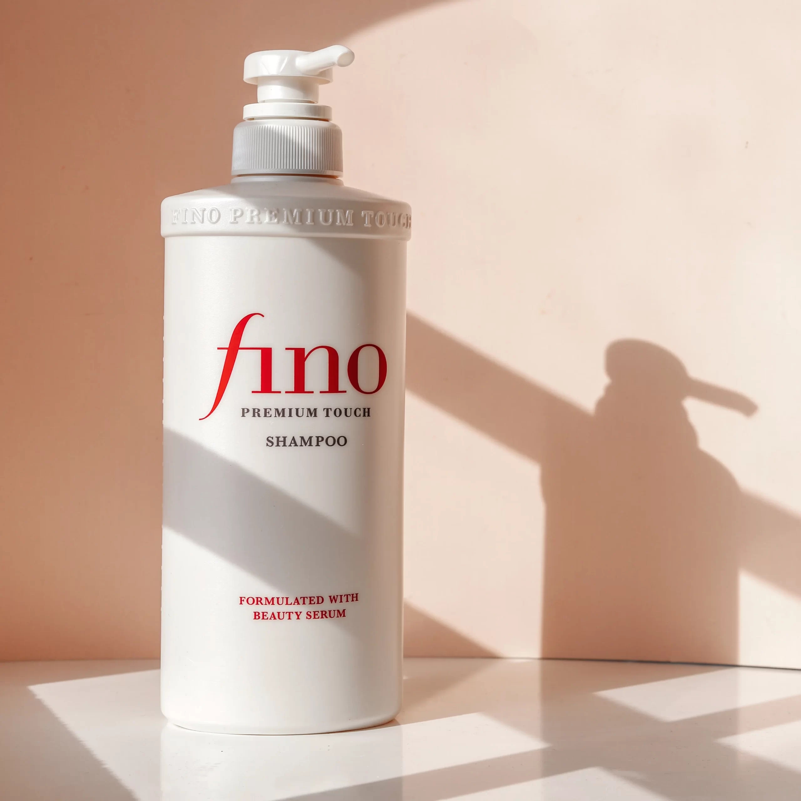 شامپو ترمیم کننده و تغذیه کننده فینو Fino