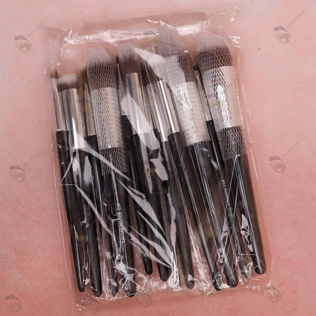 ست براش 12 تیکه صورت و چشم دنیل لورا